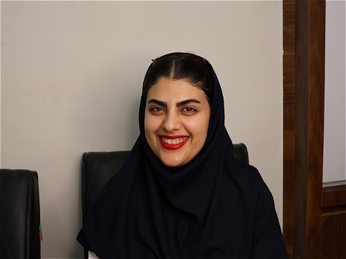 سمیه فرحناک(مسئول دستیاران)