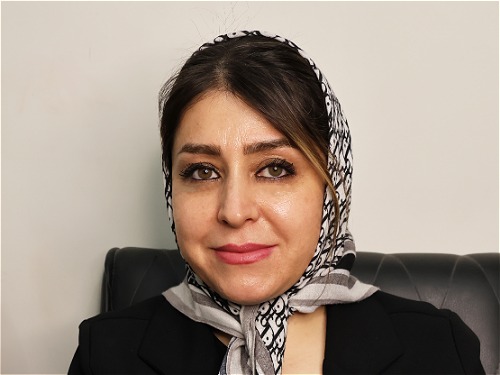 مینا علیزاده (مدیر داخلی)